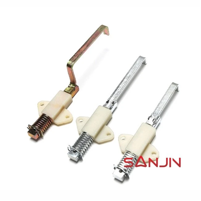 Elevator triangle lock top rod